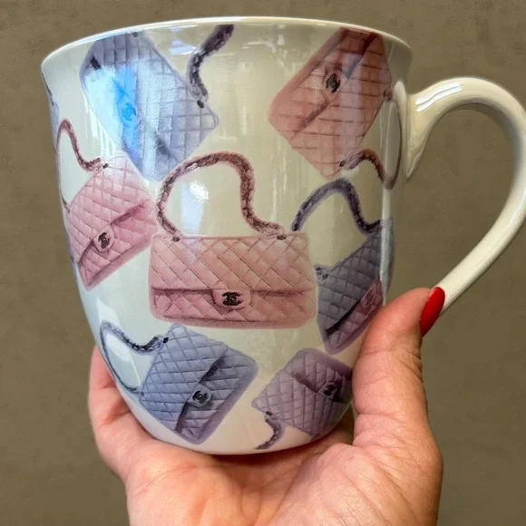 Quilted Chanel Handbags Mug in Lavender and Pink, NWT - Picture 3 of 7